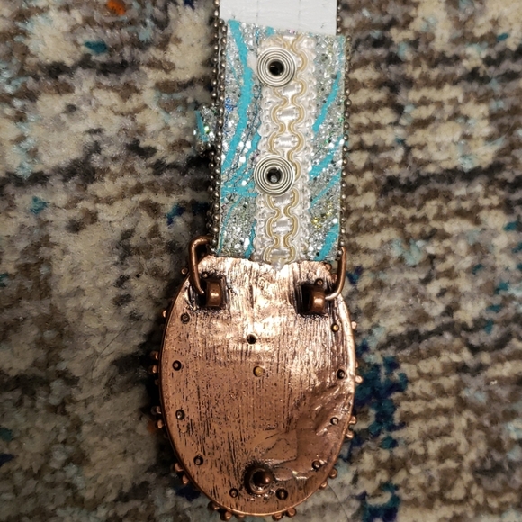 Jeweled Bling Buckle with flashy belt - Picture 6 of 11